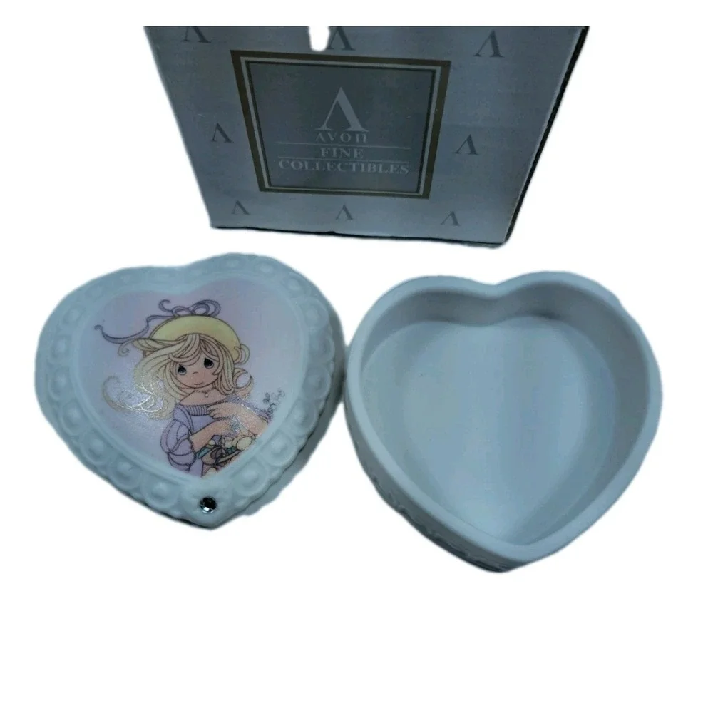 Vintage 1997 Avon Precious Moments Porcelain Birthstone Trinket Box April